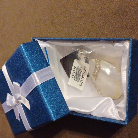 Mother of Pearl Drop Pendant in 925 Sterling Silver - Picture 6 of 6